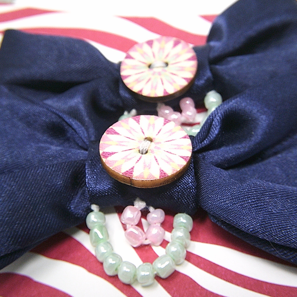 🍒handmade shoe blue satin beads wooden button